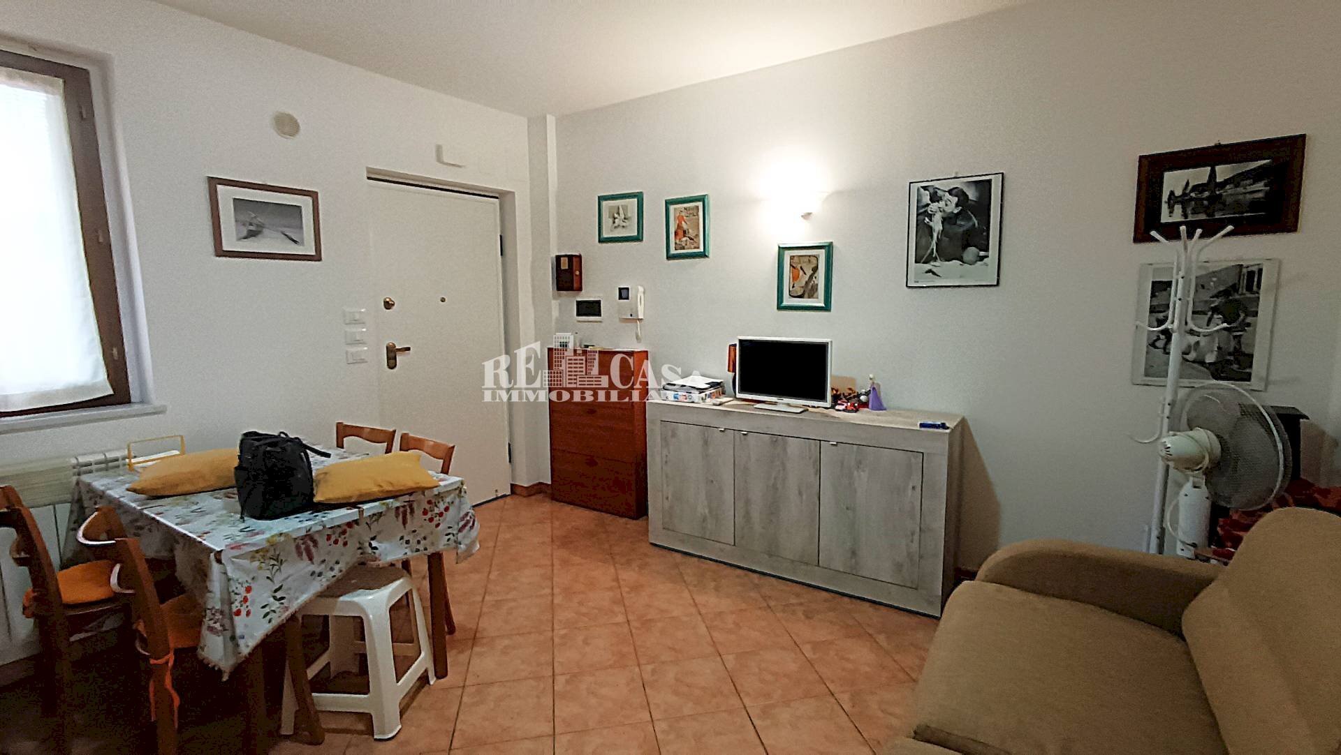 Foto 3 - Bilocale gorizia
 
1, Cupra Marittima - foto 3