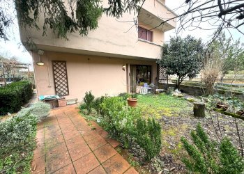 Foto 1 - Casa semi indipendente Via Serraloggia, Fabriano - foto 1