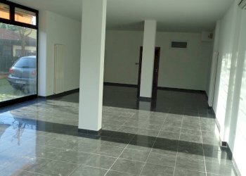 Foto 4 - Shop via Carducci
 
8 C, Longiano - photo 4