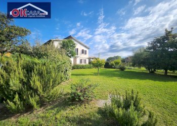 terreno - Casa indipendente via tacconi, Pastrengo - foto 1