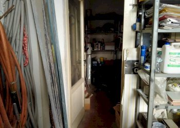 Foto 19 - Locale Commerciale uguaglianza
 
27, Vergiate - foto 19