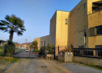 Foto 3 - Locale Commerciale via rossini
 
12, Mornago - foto 3