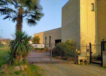 Foto 4 - Locale Commerciale via rossini
 
12, Mornago - foto 4