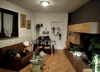 Foto 13 - Locale Commerciale via rossini
 
12, Mornago - foto 13