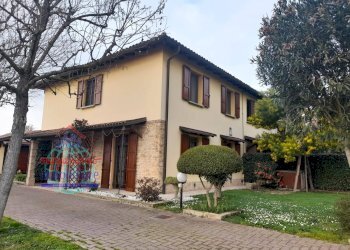 Foto 2 - Casa semi indipendente VIA STELLONI LEVANTE
 
14/4, Calderara di Reno - foto 2