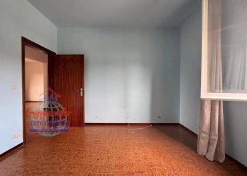 Foto 17 - Four-room apartment VIA CANALETTO
 
13, Cento - photo 17