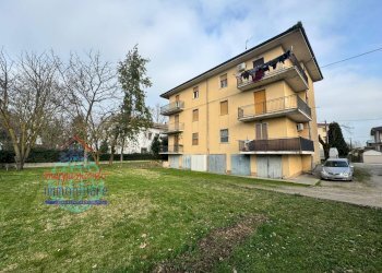 Foto 25 - Four-room apartment VIA CANALETTO
 
13, Cento - photo 25