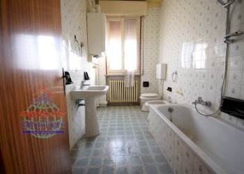 Foto 8 - Stabile - Palazzo VIA PARATORE
 
1/4, Cento - foto 8