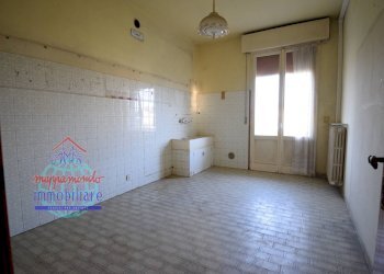 Foto 10 - Stabile - Palazzo VIA PARATORE
 
1/4, Cento - foto 10