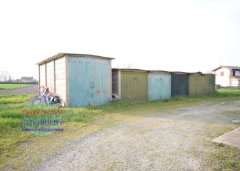 Foto 16 - Stabile - Palazzo VIA PARATORE
 
1/4, Cento - foto 16