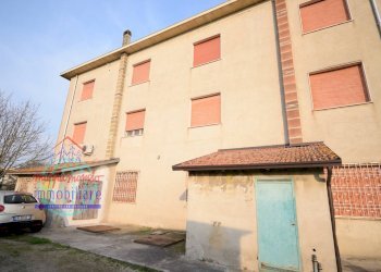 Foto 17 - Stabile - Palazzo VIA PARATORE
 
1/4, Cento - foto 17