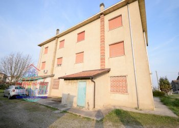 Foto 18 - Stabile - Palazzo VIA PARATORE
 
1/4, Cento - foto 18