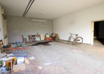 Foto 26 - Stabile - Palazzo VIA PARATORE
 
1/4, Cento - foto 26