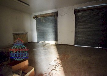 Foto 27 - Stabile - Palazzo VIA PARATORE
 
1/4, Cento - foto 27