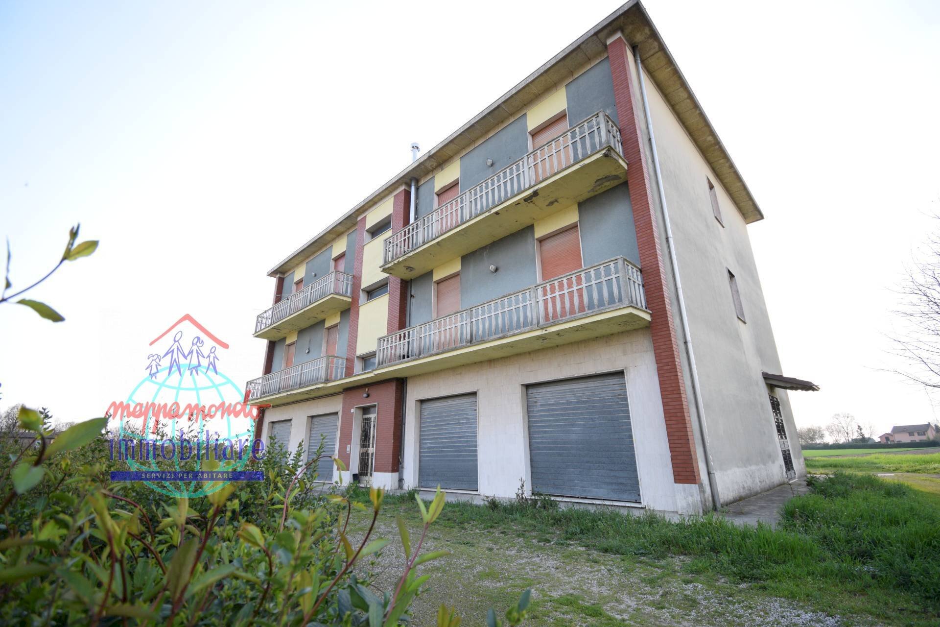 Foto 1 - Four-room apartment VIA PARATORE
 
1/4, Cento - photo 1