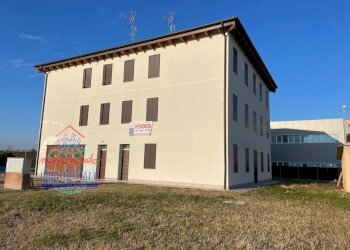 Foto 25 - Trilocale Via Maestra Grande
 
20, Cento - foto 25