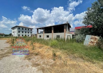 Foto 27 - Trilocale Via Maestra Grande
 
20, Cento - foto 27