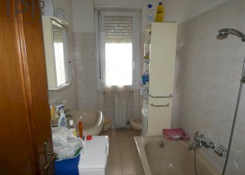 Foto 10 - Trilocale via madonna del bosco
 
6, Cairo Montenotte - foto 10