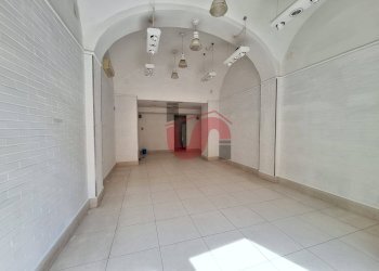 Foto 4 - Commercial Premises Corso Giuseppe Garibaldi
170, Benevento - photo 4