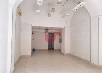 Foto 5 - Commercial Premises Corso Giuseppe Garibaldi
170, Benevento - photo 5