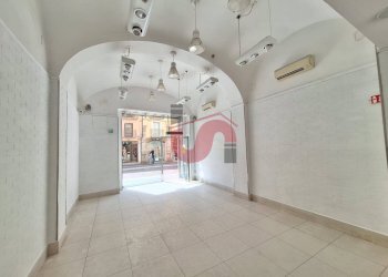 Foto 15 - Commercial Premises Corso Giuseppe Garibaldi
170, Benevento - photo 15