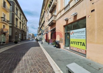 Foto 20 - Commercial Premises Corso Giuseppe Garibaldi
170, Benevento - photo 20