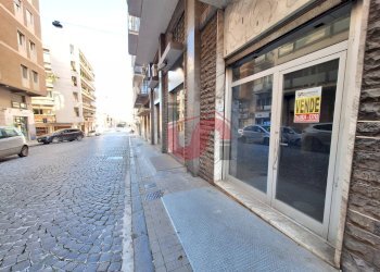 Foto 4 - Commercial Premises Corso Vittorio Emanuele, Benevento - photo 4