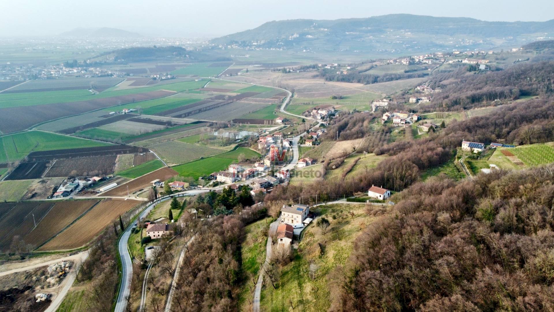 Foto 1 - Rustico VIA ROMA
 
52, Val Liona - foto 1