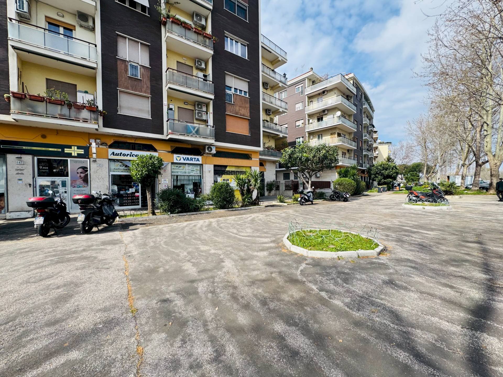 Foto 2 - Commercial Premises Lungotevere Di Pietra Papa
 
151, Roma - photo 2