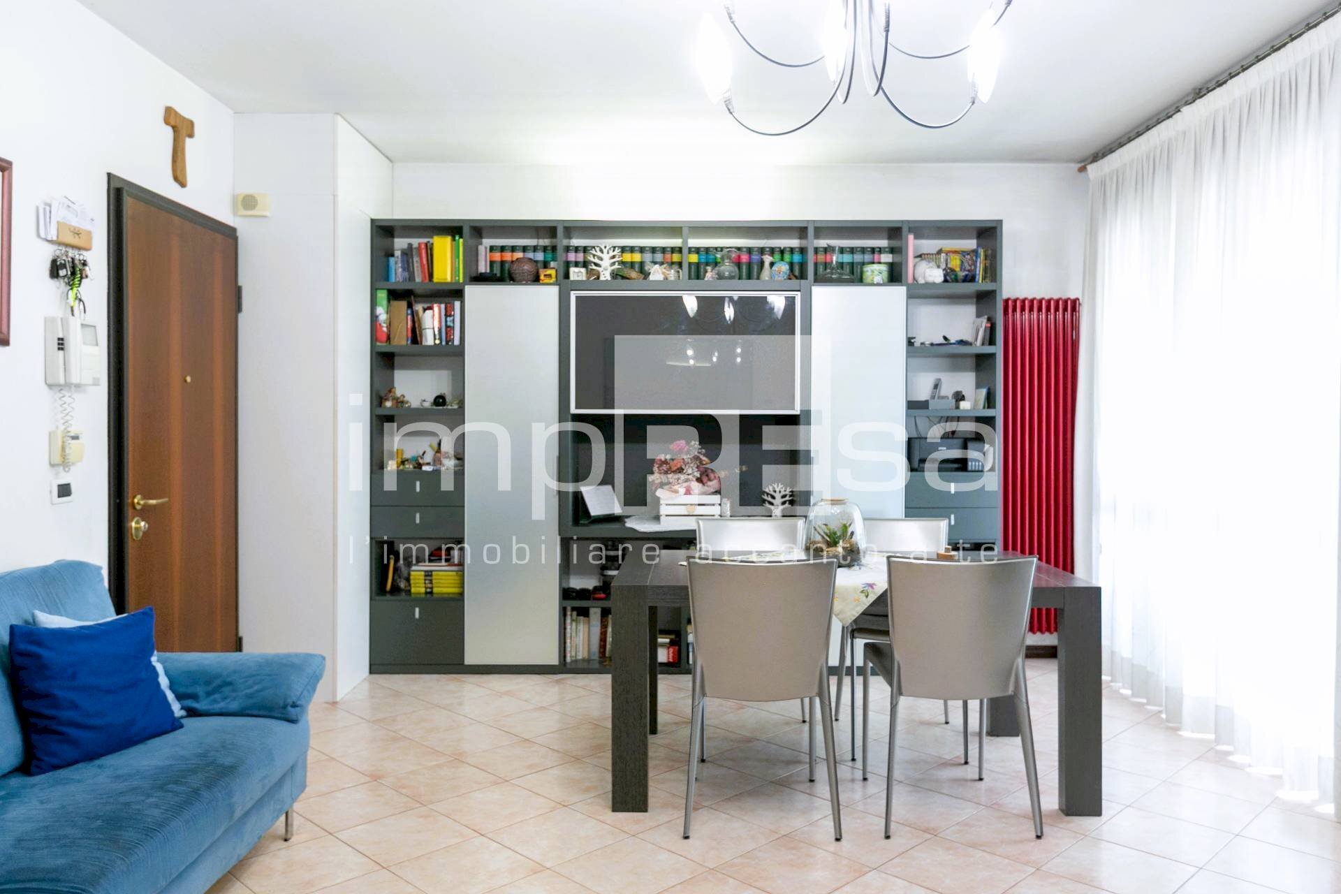 SOGGIONO PRANZO - Quadrilocale Via Delle Ortensie
 
4, Venezia - foto 3