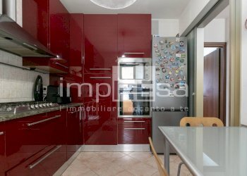 CUCINA ABITABILE CON TERRAZZO - Four-room apartment via Dei Tulipani, Venezia - photo 12