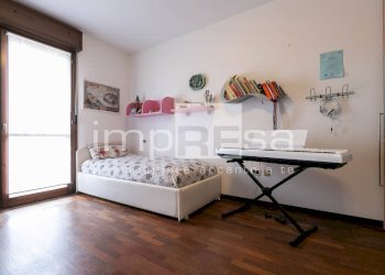 CAMERA MATRIMONIALE - Four-room apartment via Dei Tulipani, Venezia - photo 21