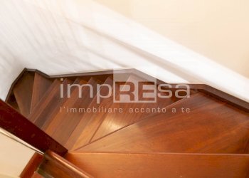 VANO SCALE - Four-room apartment via Dei Tulipani, Venezia - photo 28