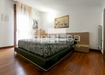 SOTTOTETTO - Four-room apartment via Dei Tulipani, Venezia - photo 32