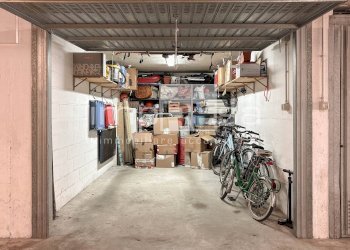 GARAGE - Four-room apartment via Dei Tulipani, Venezia - photo 36