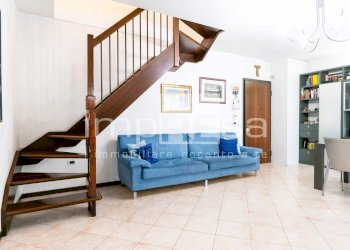 SOGGIONO PRANZO - Quadrilocale Via Delle Ortensie
 
4, Venezia - foto 10