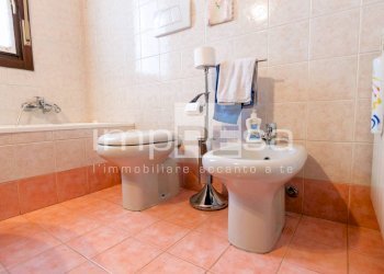 BAGNO - Quadrilocale Via Delle Ortensie
 
4, Venezia - foto 20