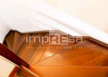 VANO SCALE - Quadrilocale Via Delle Ortensie
 
4, Venezia - foto 33