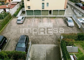 2 POSTI AUTO PRIVATI - Quadrilocale Via Delle Ortensie
 
4, Venezia - foto 49