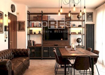 RENDERIG SOGGIORNO - Quadrilocale Via Delle Ortensie
 
4, Venezia - foto 2