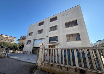 Foto 4 - Shed Via Val Tiberina
 
21, San Benedetto del Tronto - photo 4