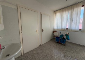 Foto 23 - Shed Via Val Tiberina
 
21, San Benedetto del Tronto - photo 23