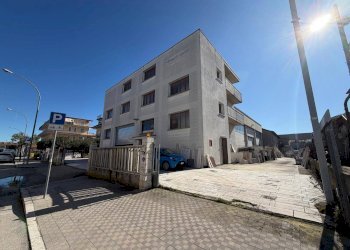 Foto 40 - Shed Via Val Tiberina
 
21, San Benedetto del Tronto - photo 40