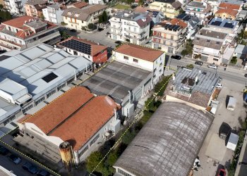 Foto 43 - Shed Via Val Tiberina
 
21, San Benedetto del Tronto - photo 43