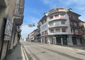 Foto 4 - Locale Commerciale Via Roma
 
3, San Benedetto del Tronto - foto 4