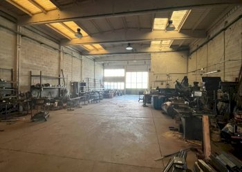 Foto 5 - Capannone Via Silvio Pellico
 
13, Rosate - foto 5