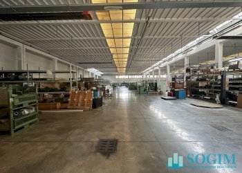 Foto 1 - Capannone Via Campestre
 
47, Bresso - foto 1