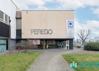 Foto 3 - Locale Commerciale via ugo la malfa
 
4, Cernusco sul Naviglio - foto 3