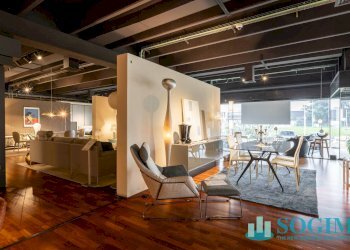 Foto 12 - Locale Commerciale via ugo la malfa
 
4, Cernusco sul Naviglio - foto 12