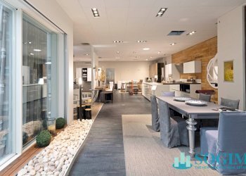 Foto 25 - Locale Commerciale via ugo la malfa
 
4, Cernusco sul Naviglio - foto 25